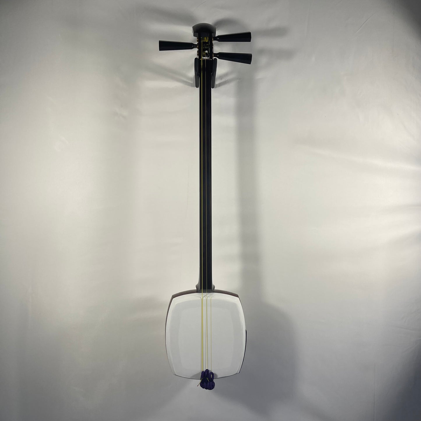 3.Vintage Tsugaru Shamisen