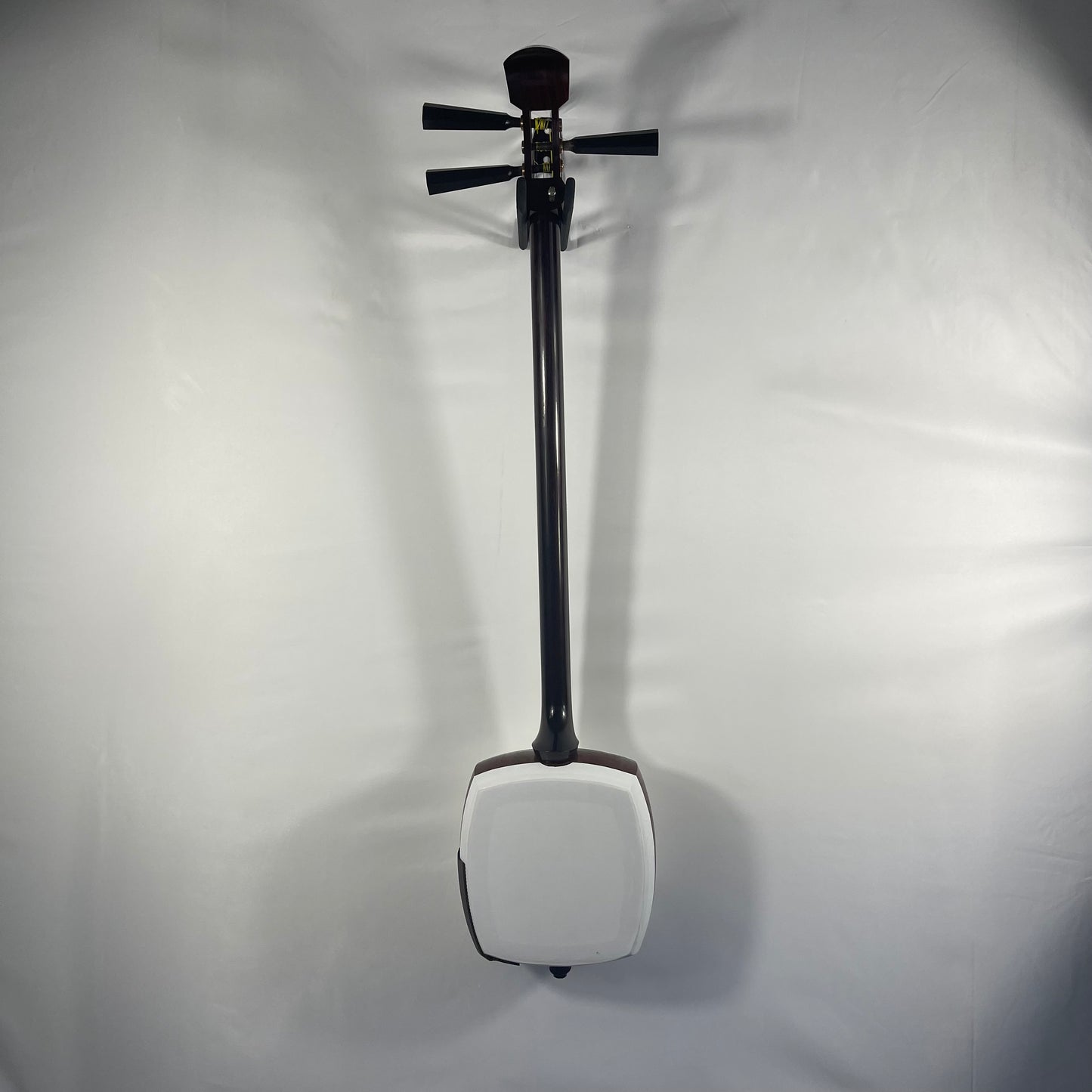 3.Vintage Tsugaru Shamisen