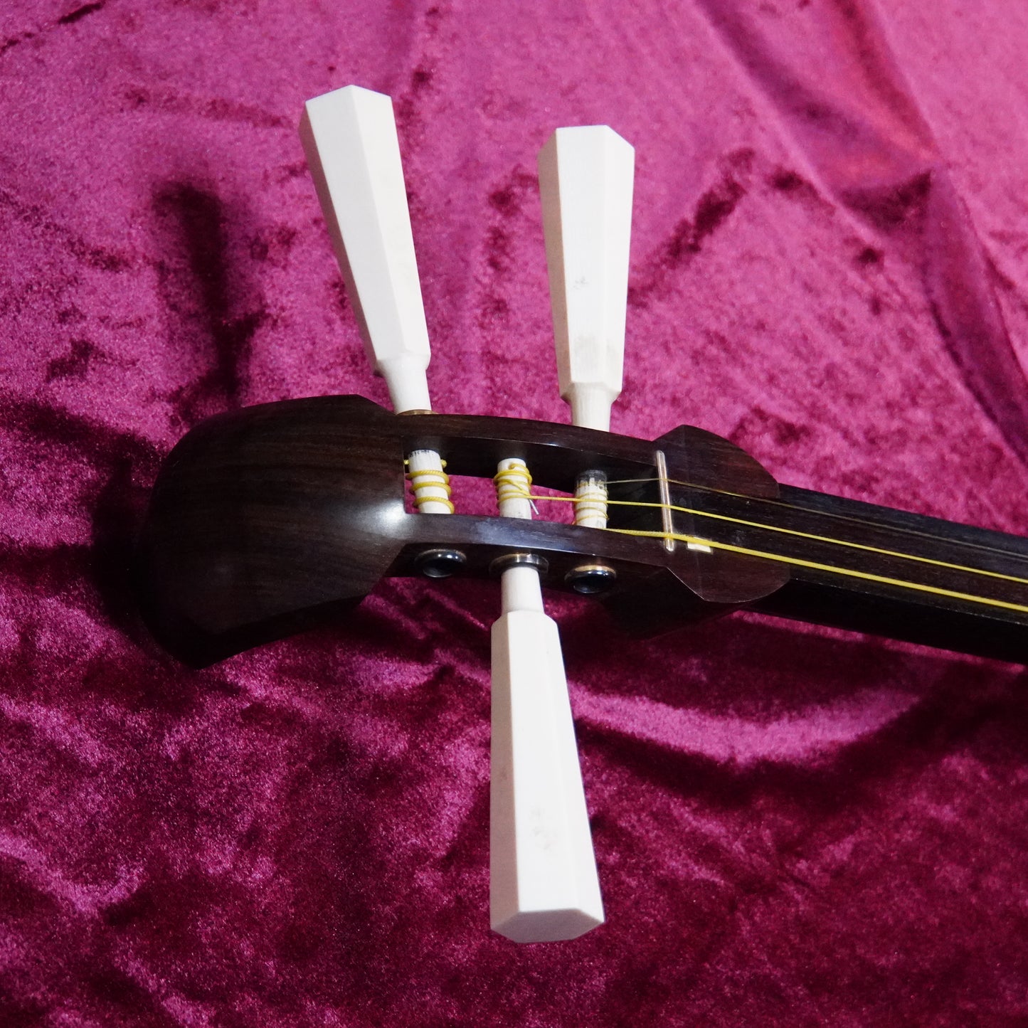 16.Vintage Tsugaru Shamisen