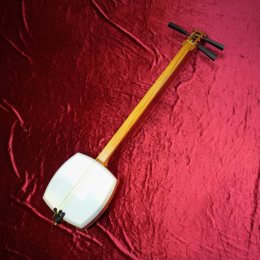35 Tsugaru shamisen