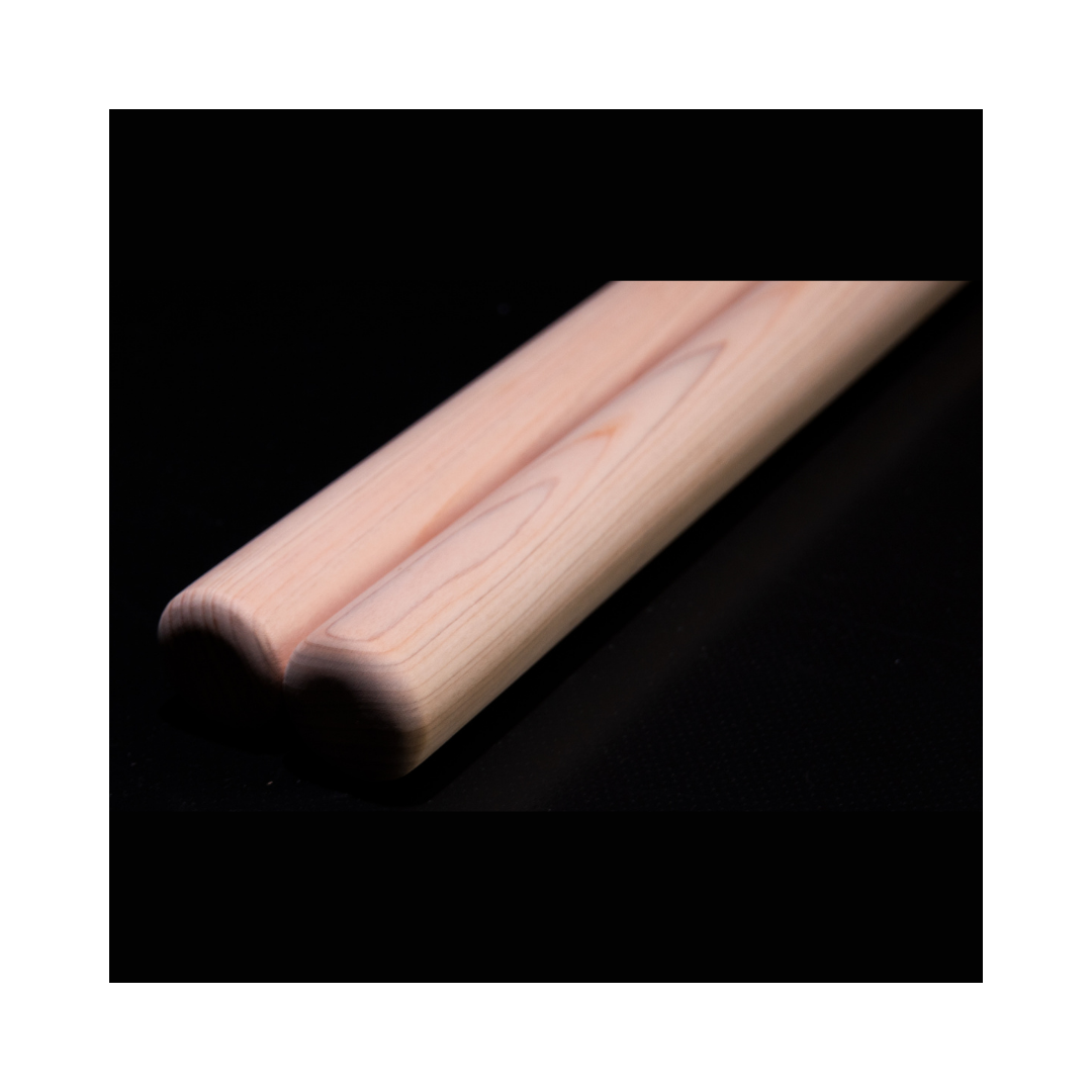 U Taiko-Bachi (Japanese cypress)