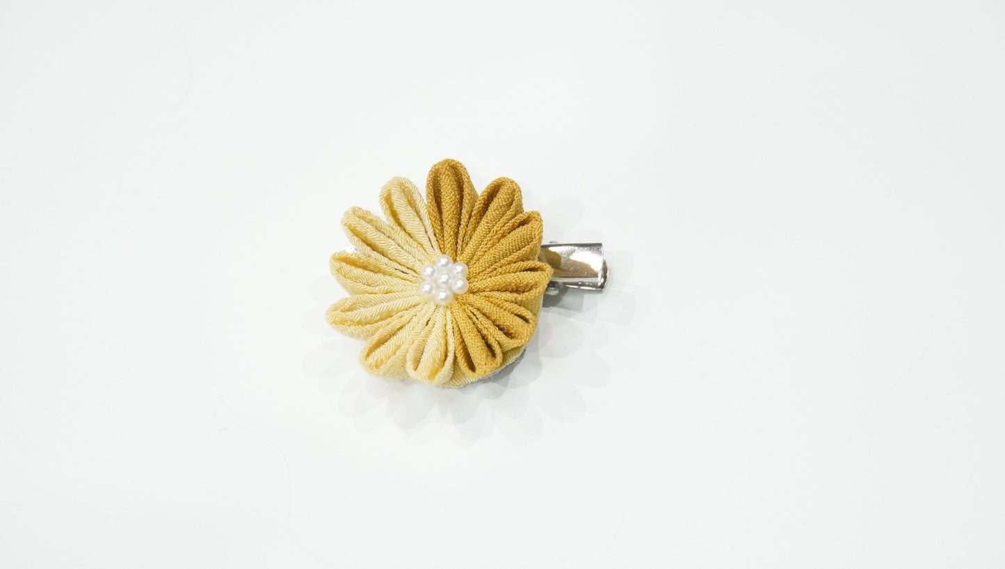 Zaiku YAMABUKI (山吹) 小花柄 Single Hair clip70