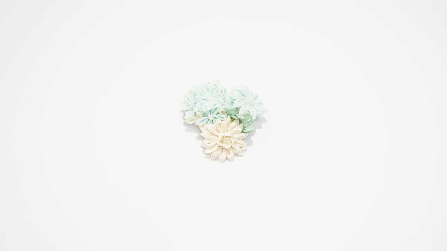Zaiku a61 a62 Mint bouquet Hair Clip