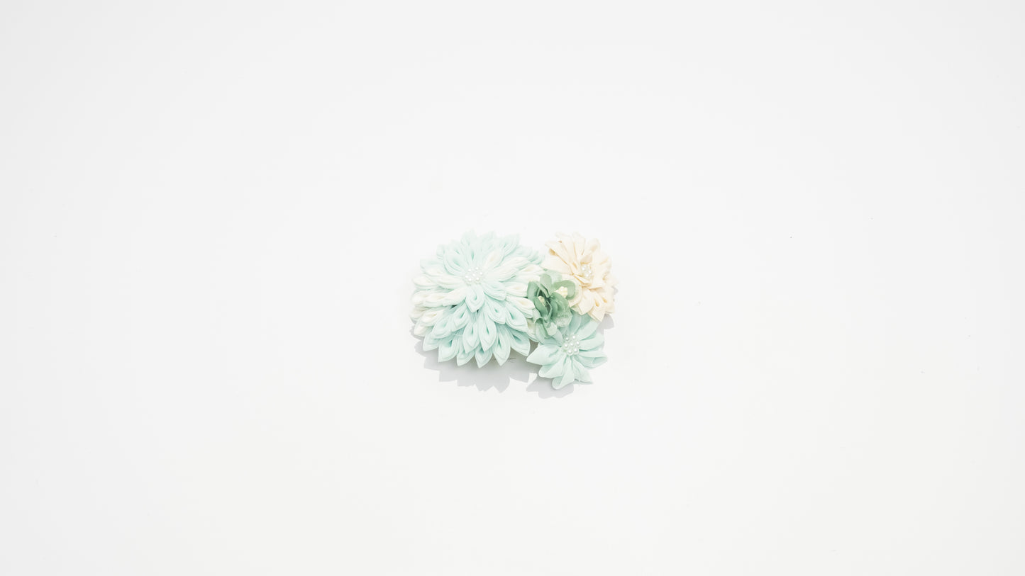 Zaiku a61 a62 Mint bouquet Hair Clip