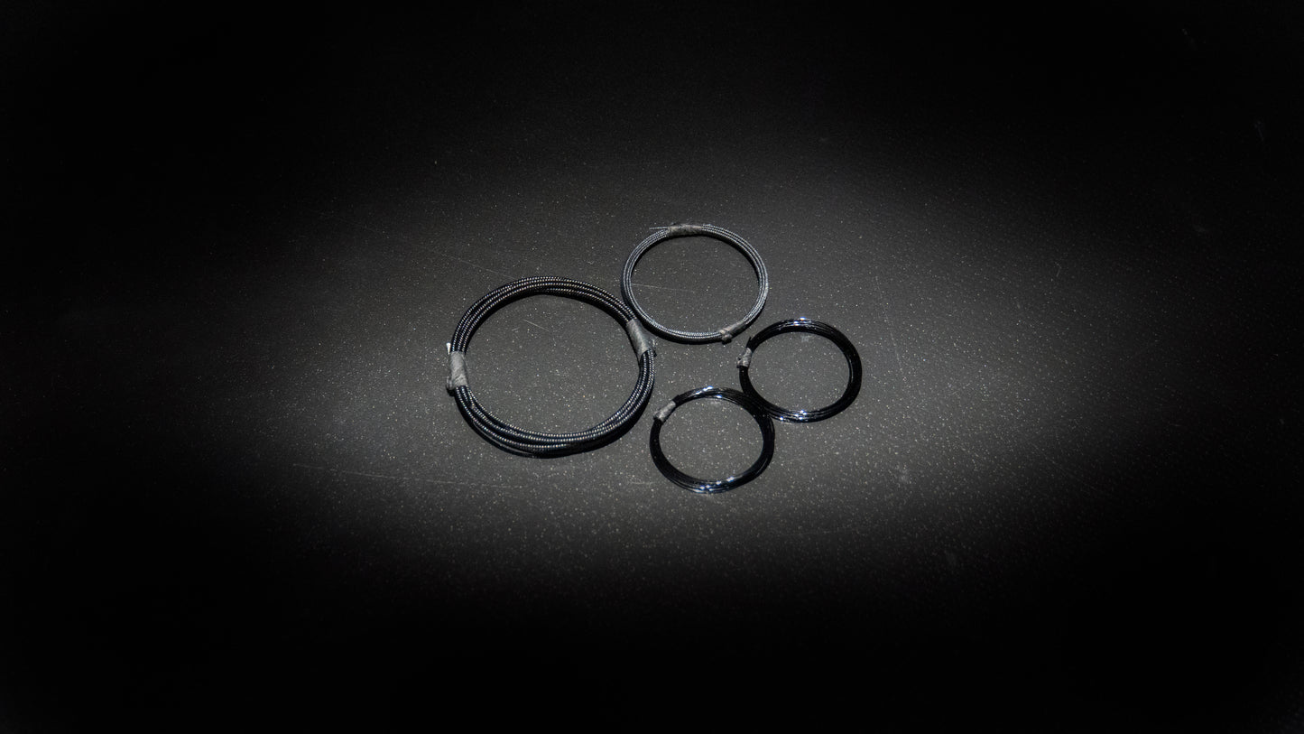 🧵 Superlative Coloured Ito Set – Red or Black