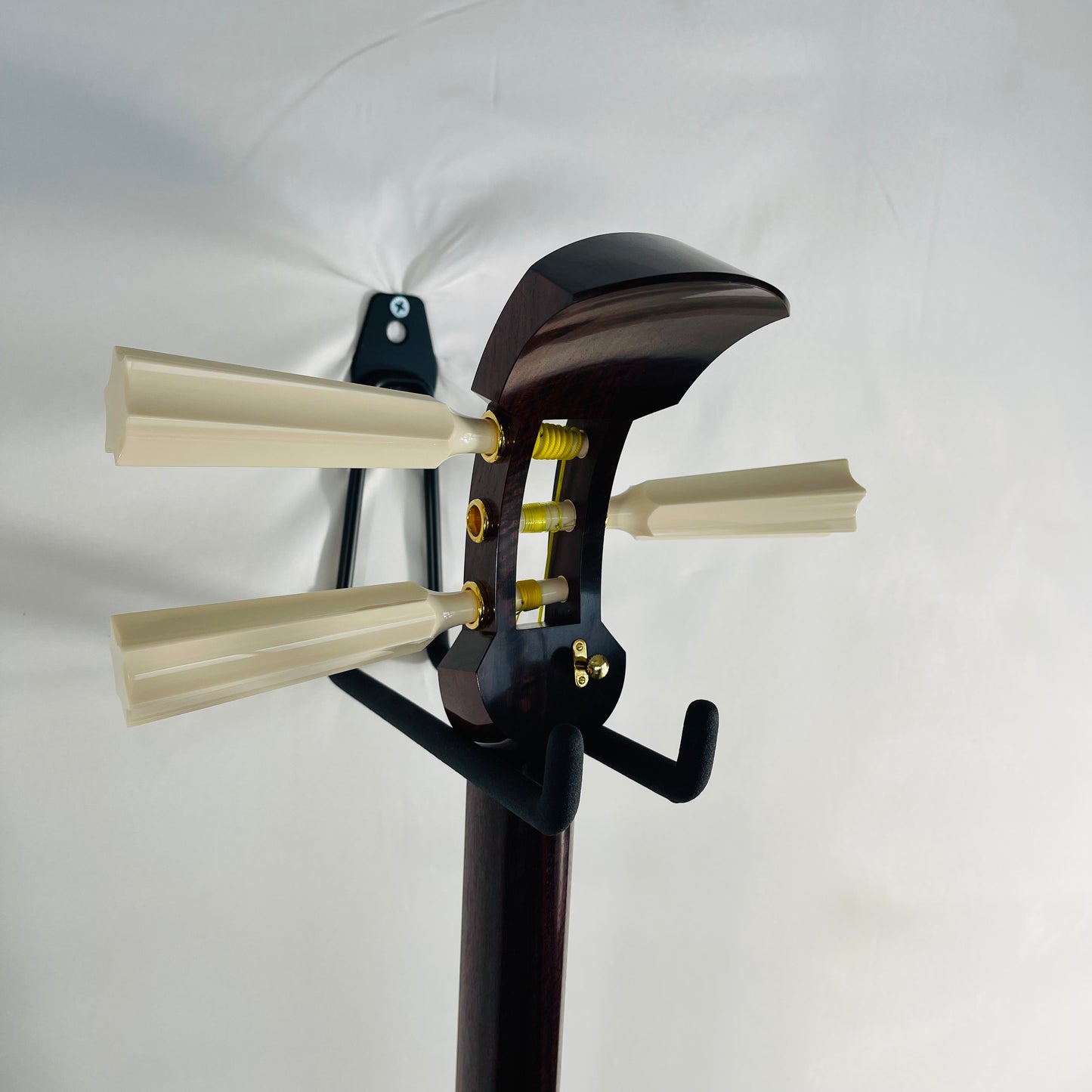 7.Premium Tsugaru Shamisen (Pre-owned)