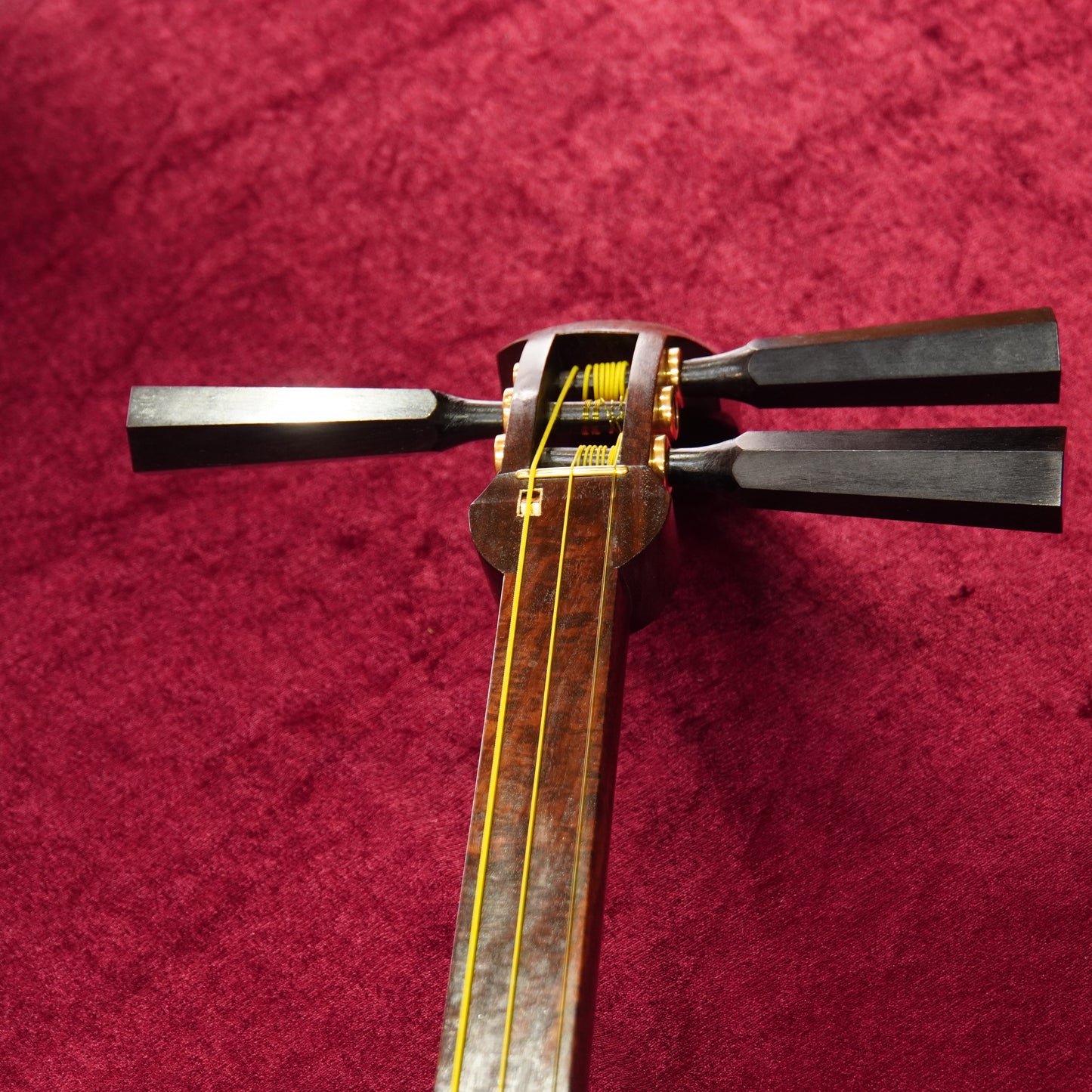 22.Premium Shitan Tsugaru Shamisen
