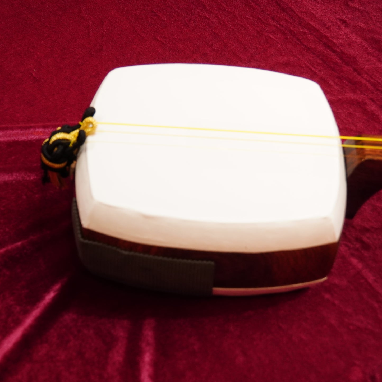 22.Premium Shitan Tsugaru Shamisen