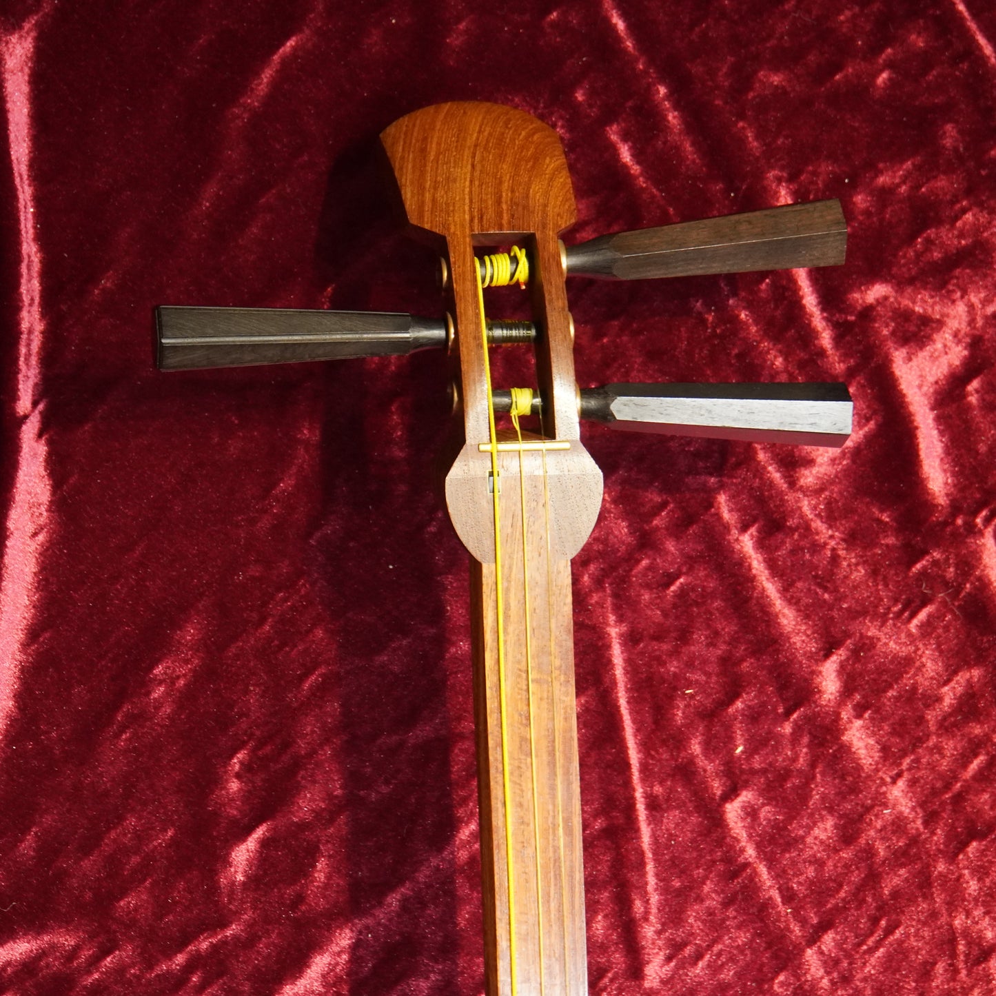 10.Premium Pre-Owned Karin Shamisen
