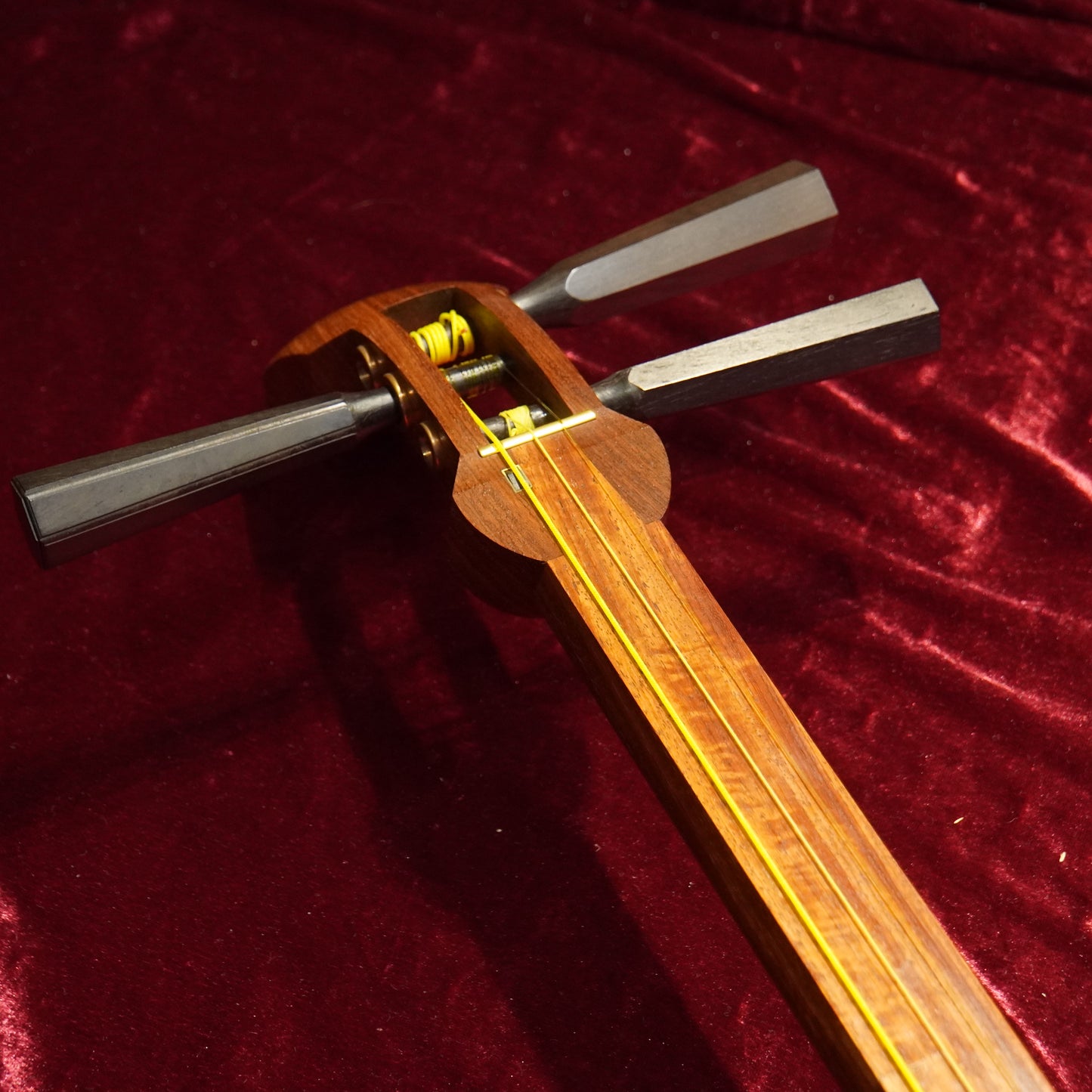 10.Premium Pre-Owned Karin Shamisen