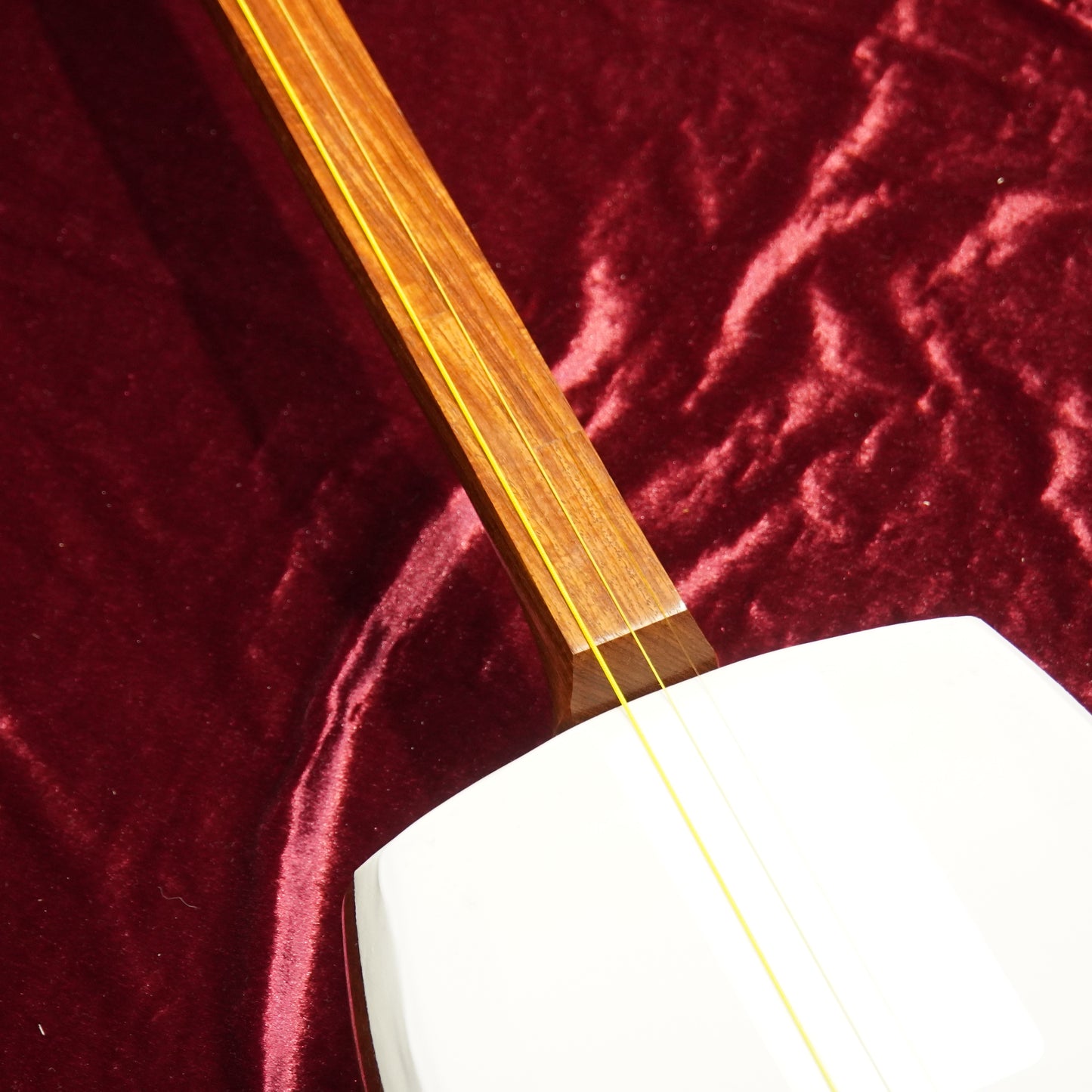 10.Premium Pre-Owned Karin Shamisen
